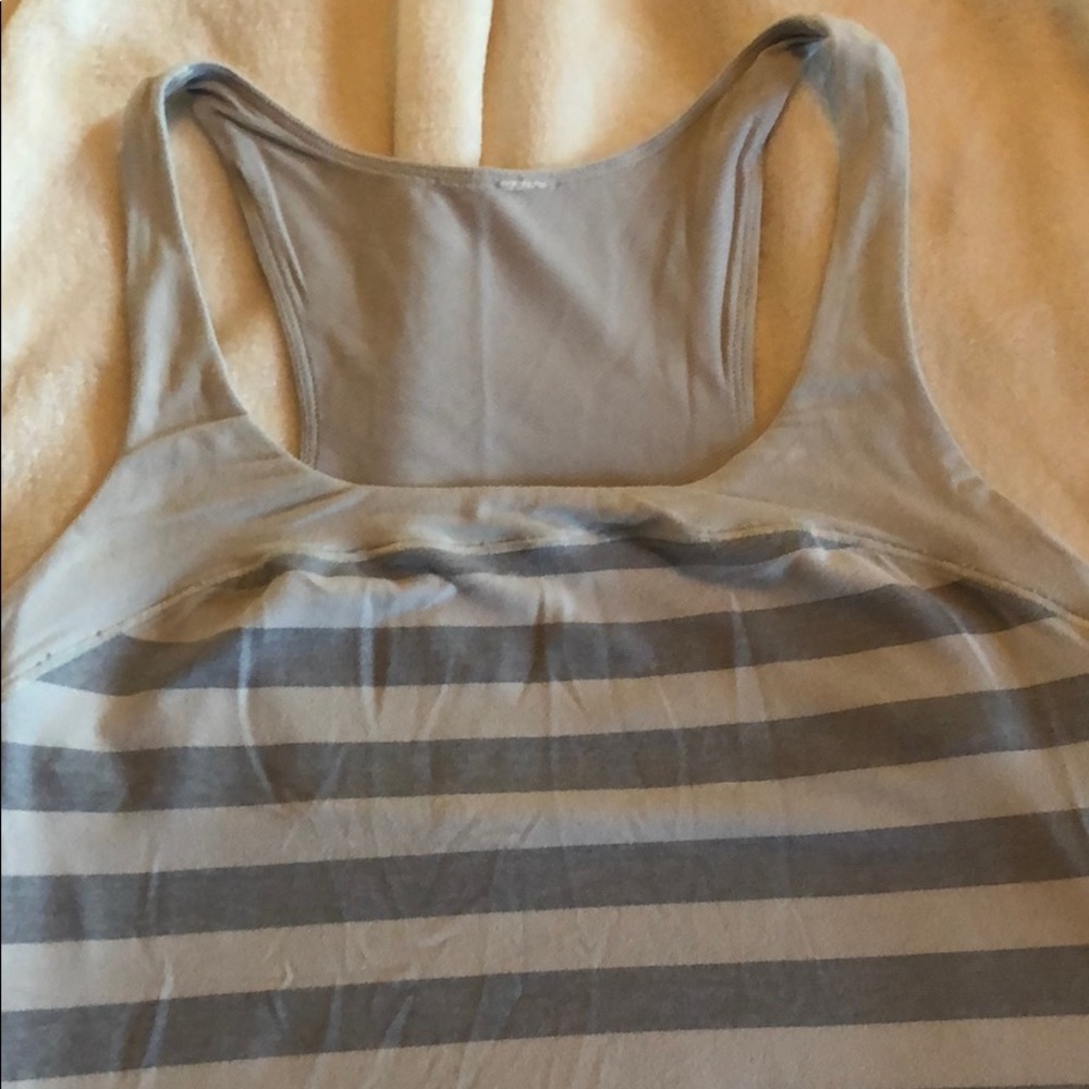 Lulu lemon tank